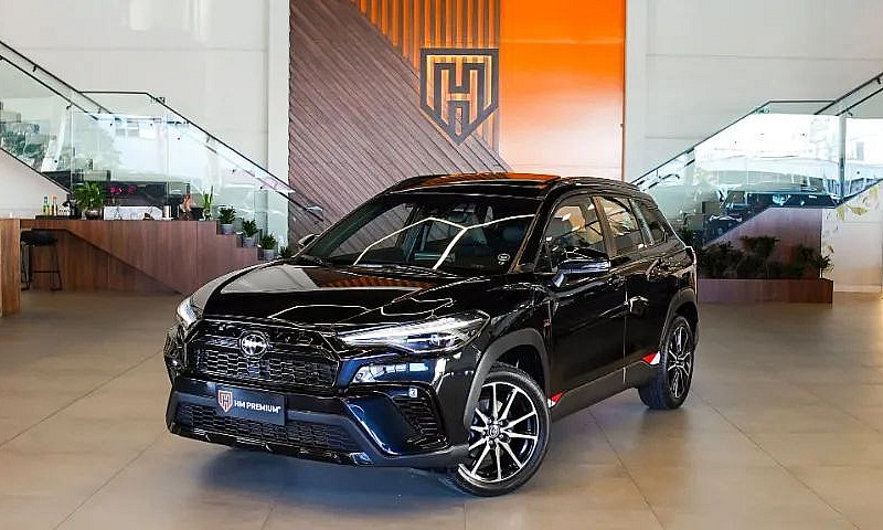Toyota Corolla Cross...