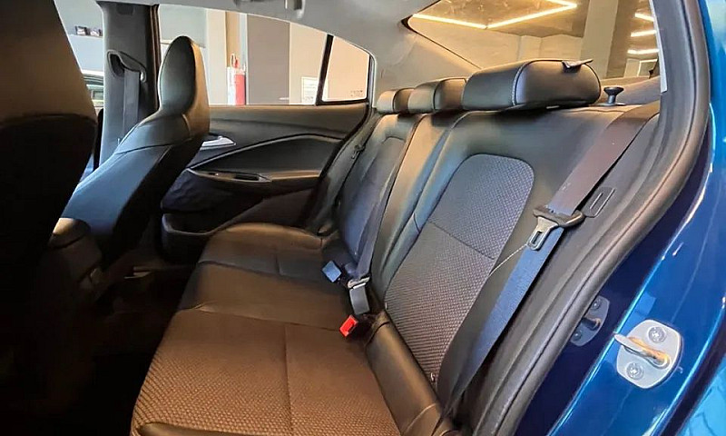 Chevrolet Onix Plus ...