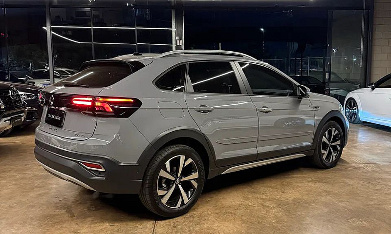 Volkswagen Nivus Hig...