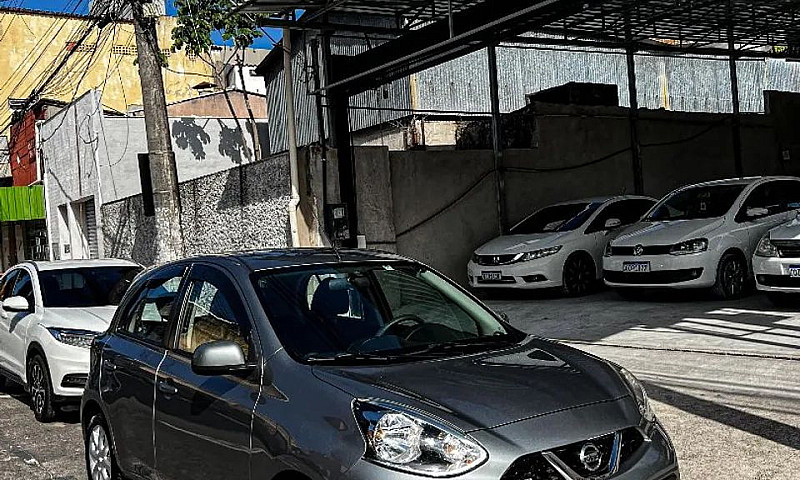 Nissan March Sv 1.6 ...