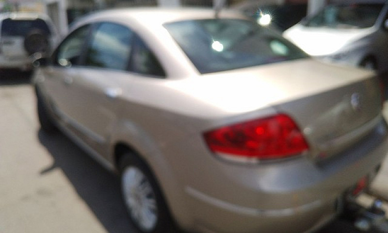 Linea 1.8 Essence 20...