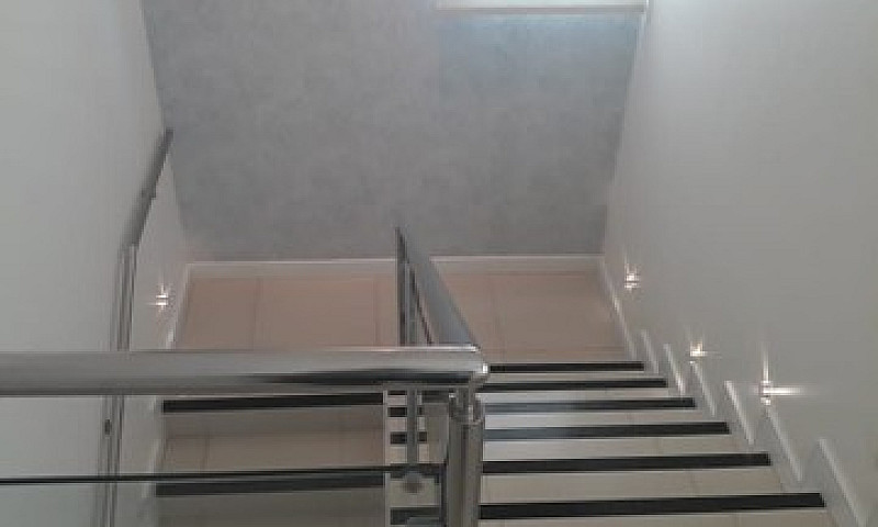 Casa Dúplex No Araça...