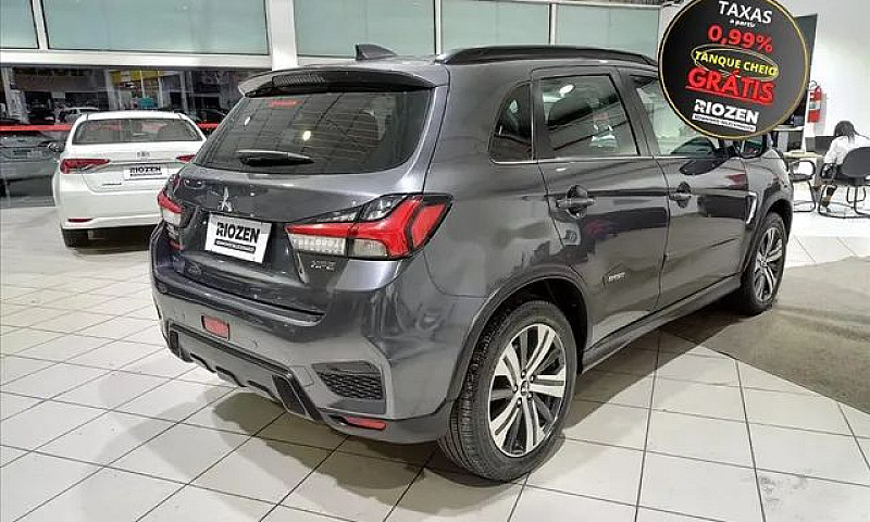 Mitsubishi Outlander...