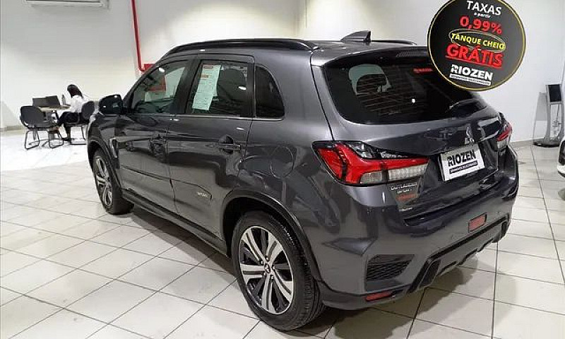 Mitsubishi Outlander...