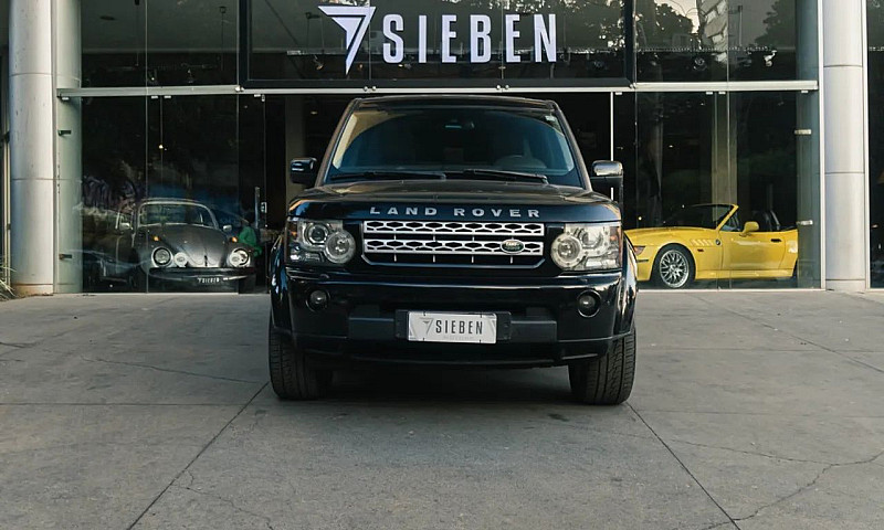 Land Rover Discovery...