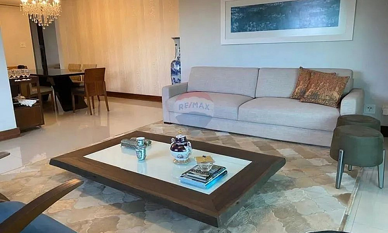 Apartamento De Alto ...