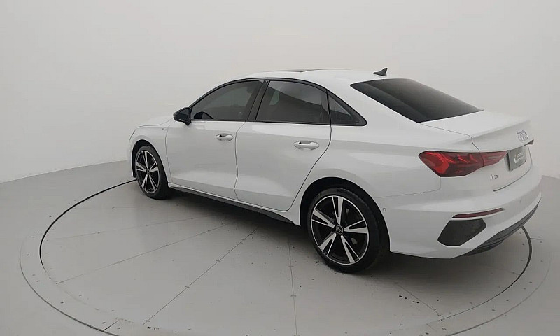 Audi A3 Sedan S-Line...