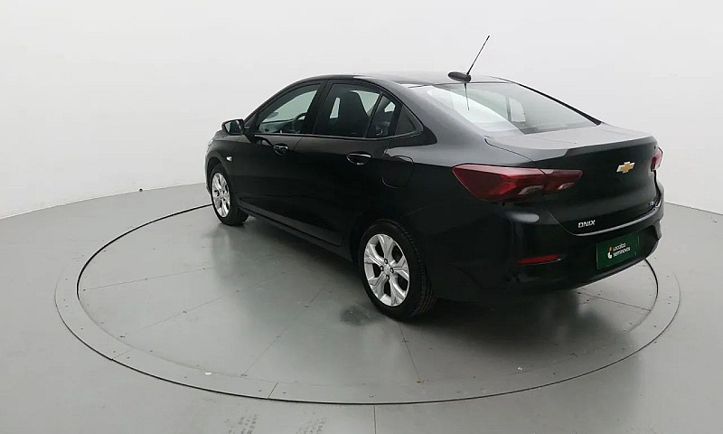 Chevrolet Onix Hatch...