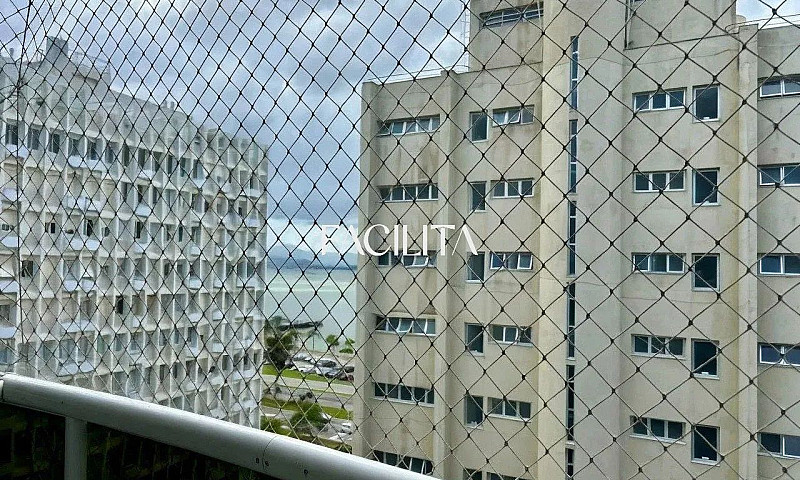 Apartamento Com 3 Qu...