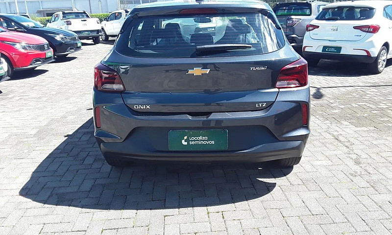 Chevrolet Onix Plus ...