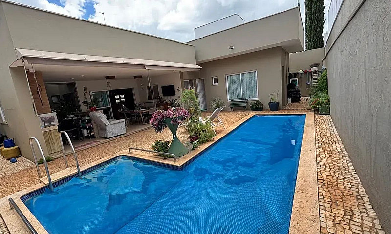 Casa Com 3 Suítes No...