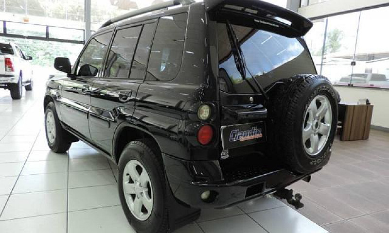 Mitsubishi Pajero Tr...