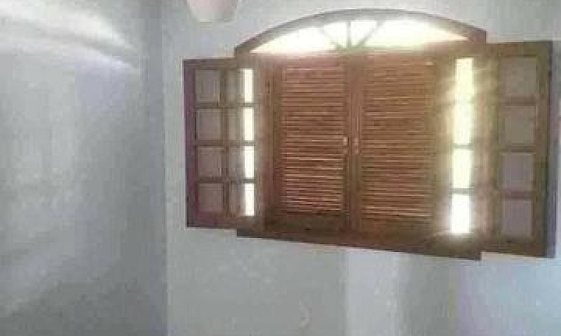 Sobrado Condomínio S...