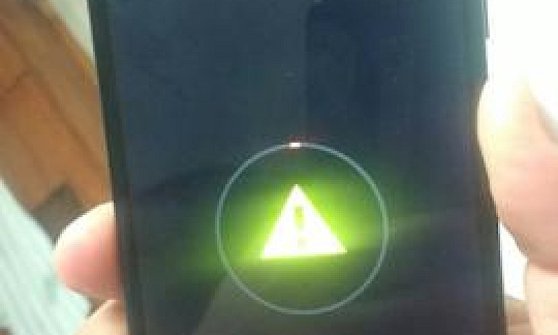 Vendo Moto G6 Tela H...