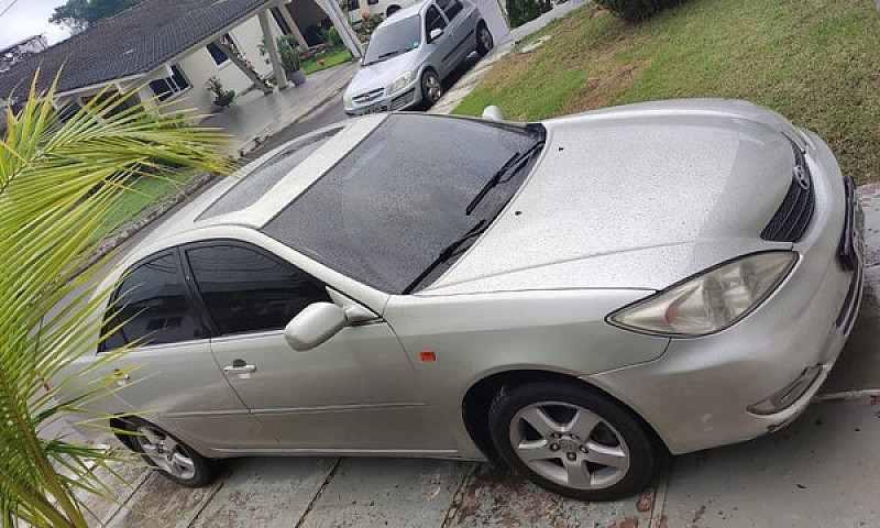 Toyota Camry Xle...
