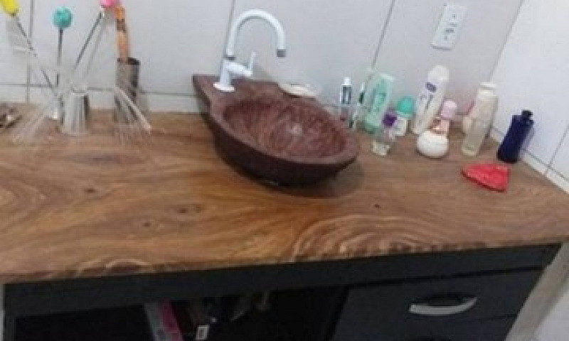 Casa Recém Reformada...