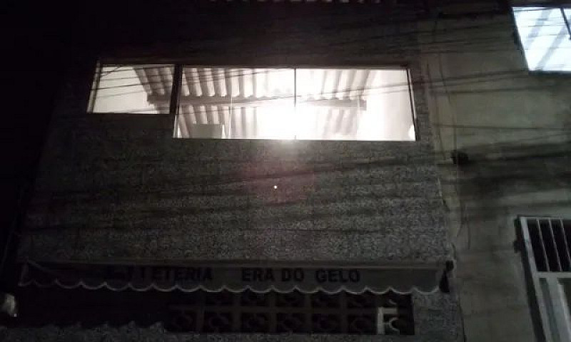 Loja E Casa ...