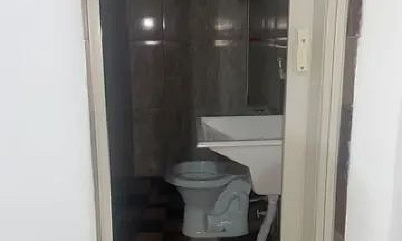 Alugo Sobrado Em Rea...