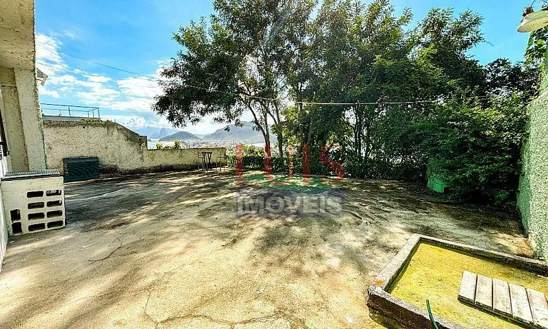 Casa Com 1 Dormitóri...