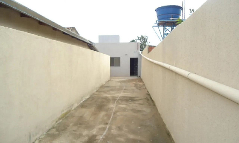 Casa Residencial Man...
