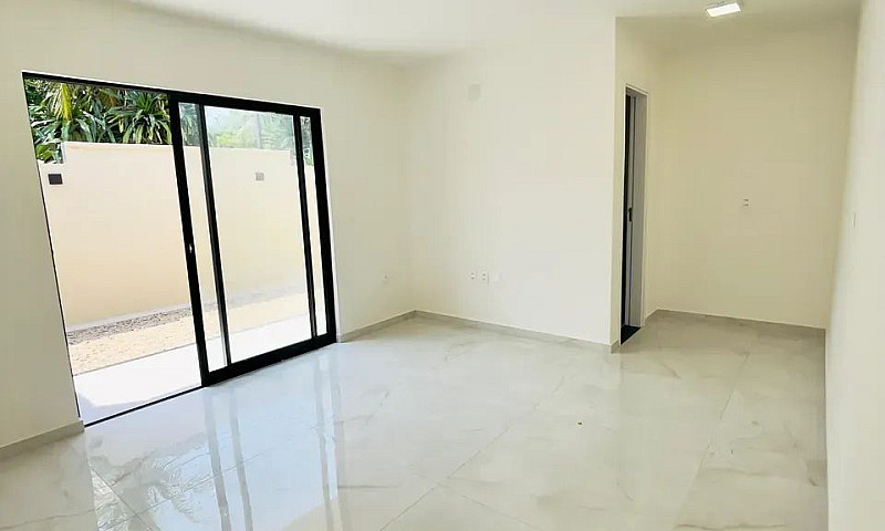 Amora Residence, Cas...
