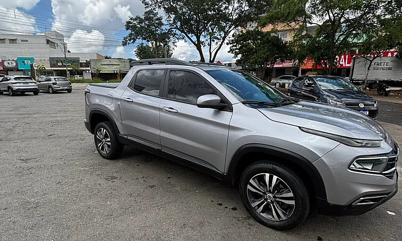Fiat Toro Freedom 1....