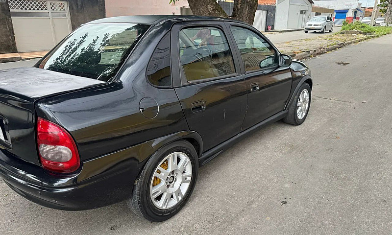 Chevrolet Corsa Sed ...