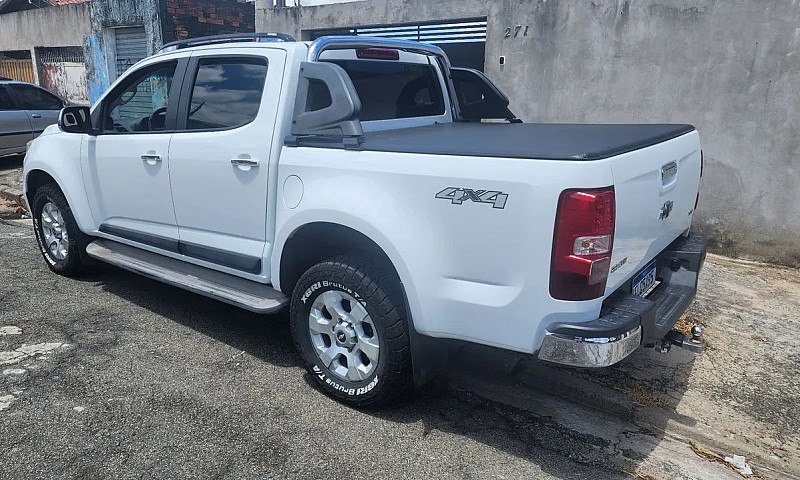 Chevrolet S10 Pick-U...