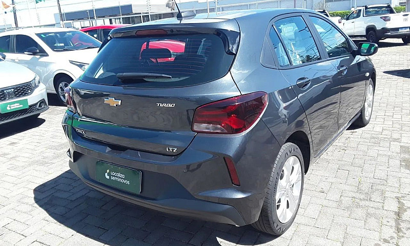 Chevrolet Onix Plus ...