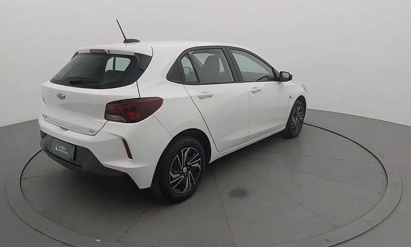 Chevrolet Onix Hatch...