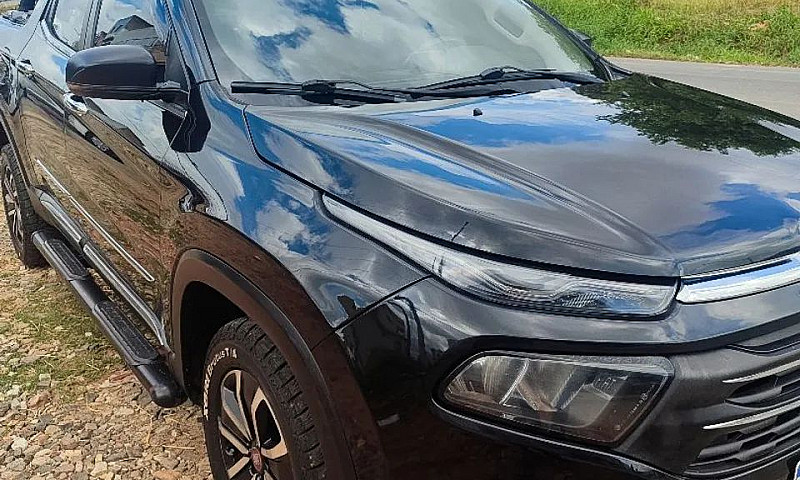 Fiat Toro Freedom 1....