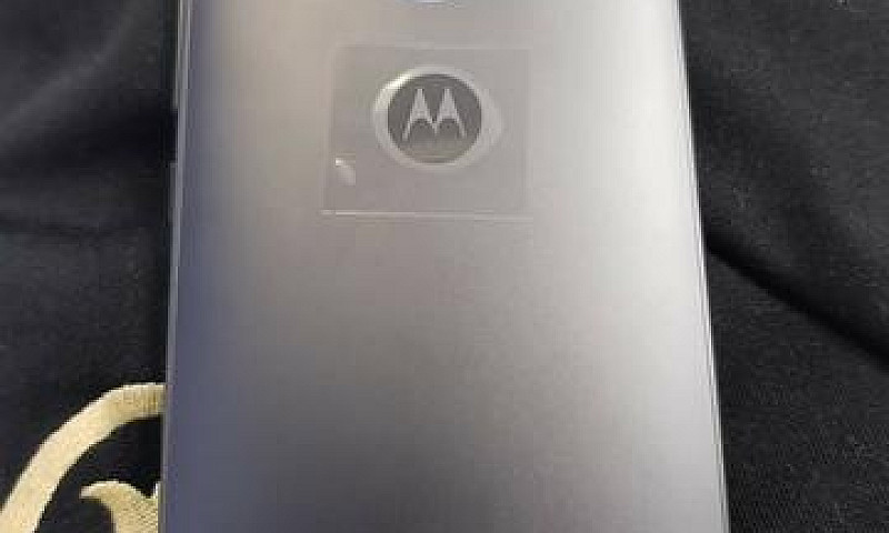 Moto G5 S Plus...