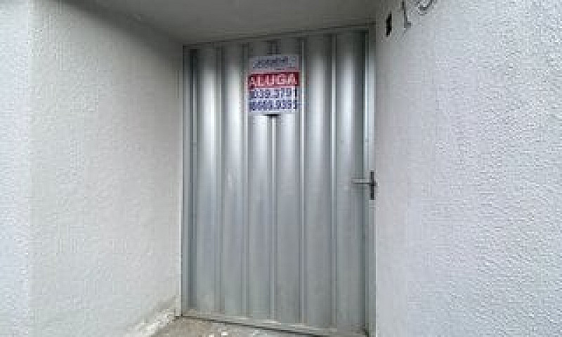 Casa Com 03 Quartos ...