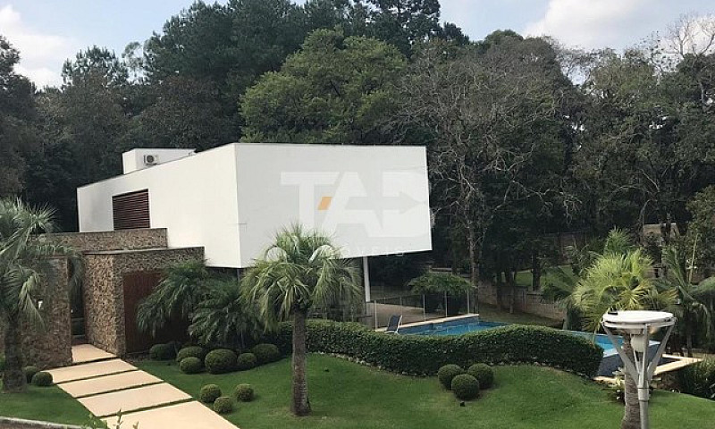 Casa Mobiliada E Dec...