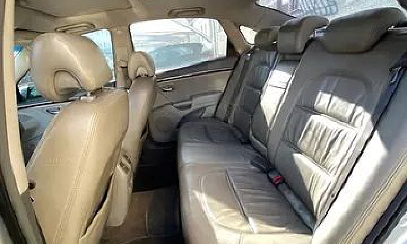 Hyundai Azera 3.3 V6...