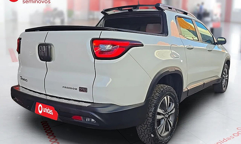 Fiat Toro Freedom 1....