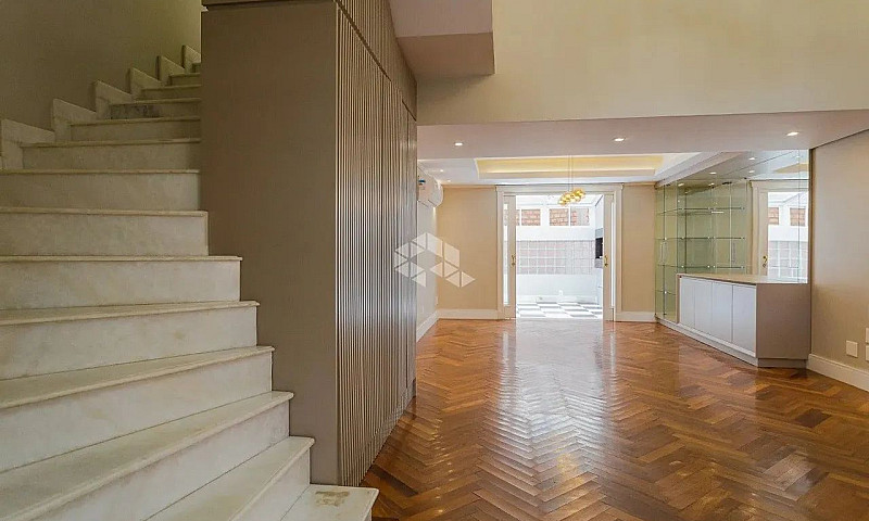 Belíssima Casa Em Co...