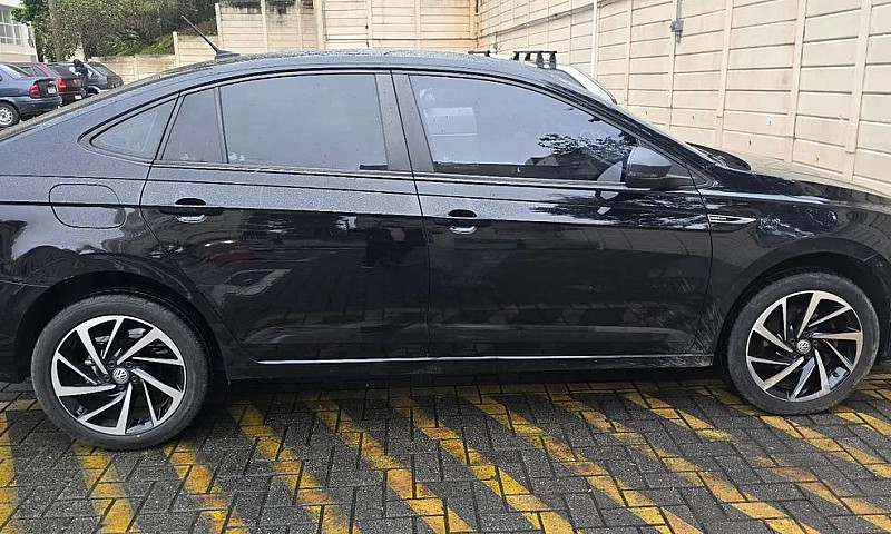Volkswagen Virtus Hi...