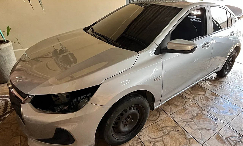Chevrolet Onix Plus ...
