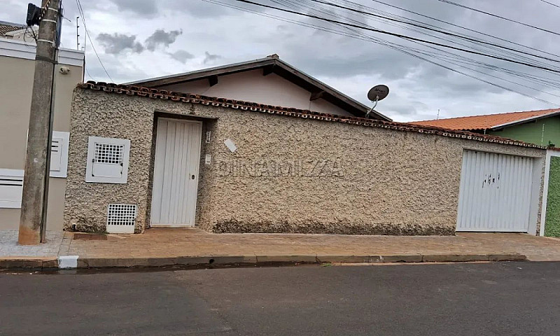 Casa À Venda No Bair...