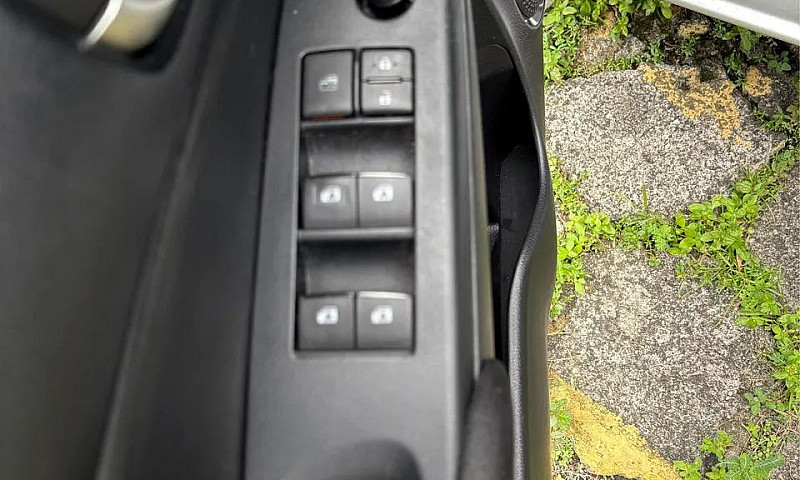 Toyota Yaris Xl 1.3 ...