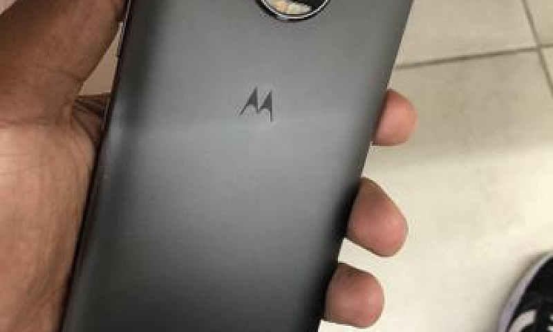 Vendo Moto G5S Plus...