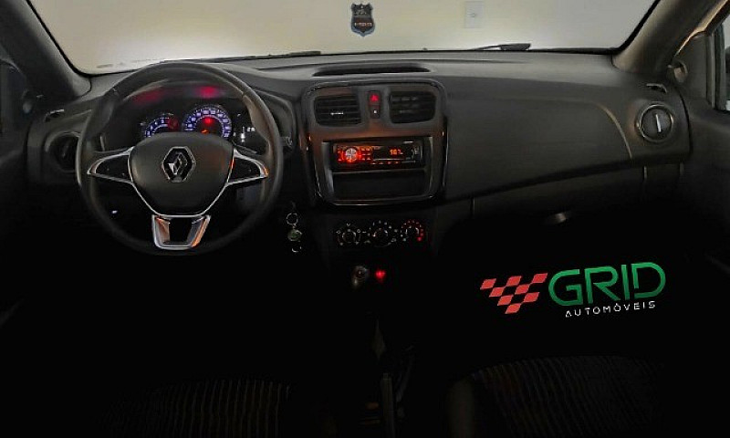 Sandero Life 2020...