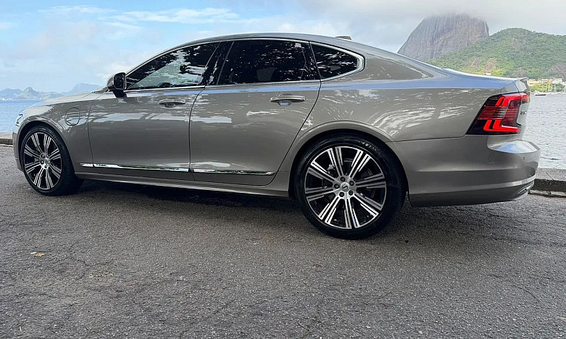 Volvo S90 T-8 Híbrid...
