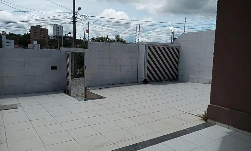 Ótima Casa Disponíve...