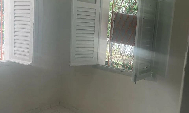    Casa Ventilada, ...