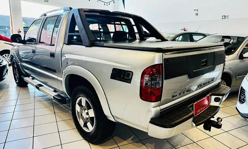Chevrolet S10 P-Up E...