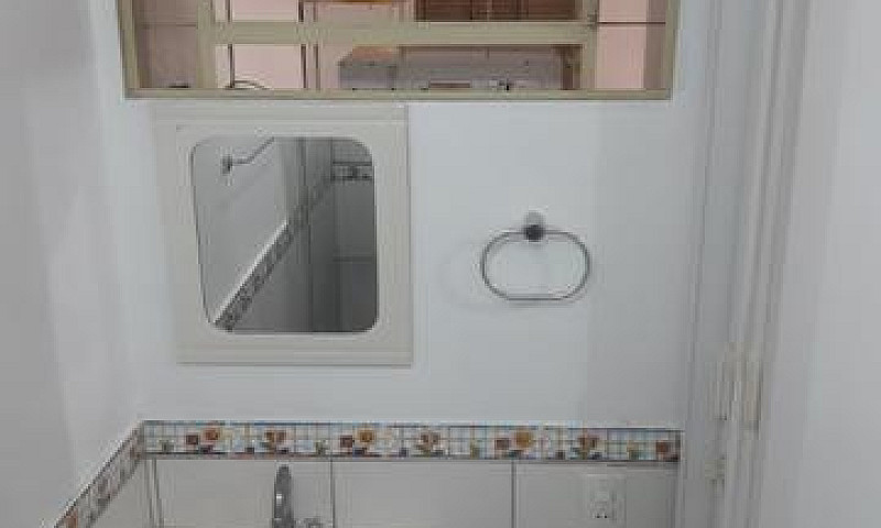 Suítes Mobiliadas Na...
