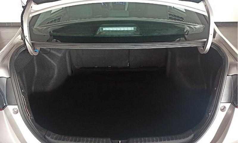 Toyota Yaris 1.5 16V...