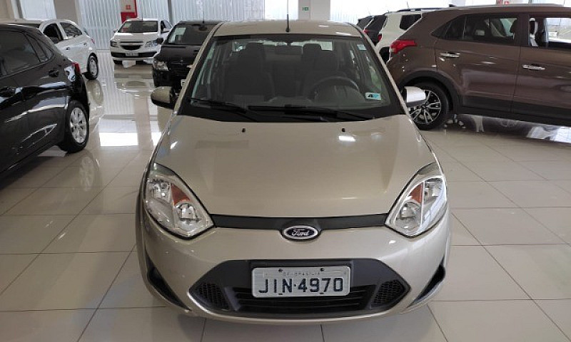 Fiesta 1.6 Sedan 8V ...